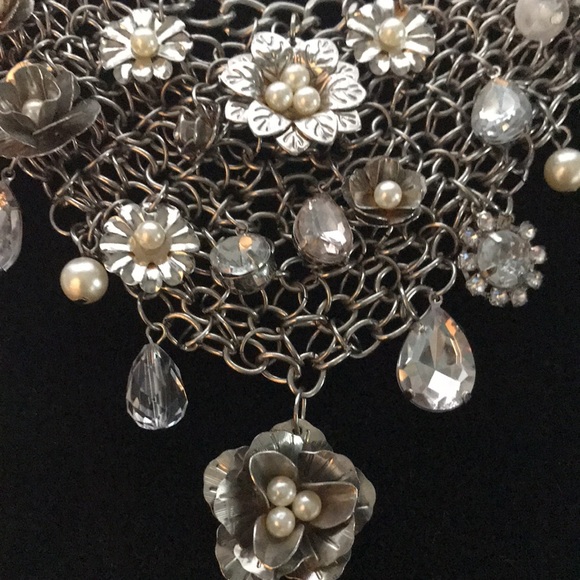 NECKLACE - Picture 4 of 4